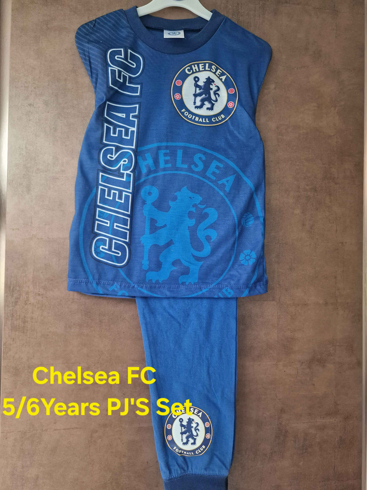 Chelsea FC 5/6years pyjama set