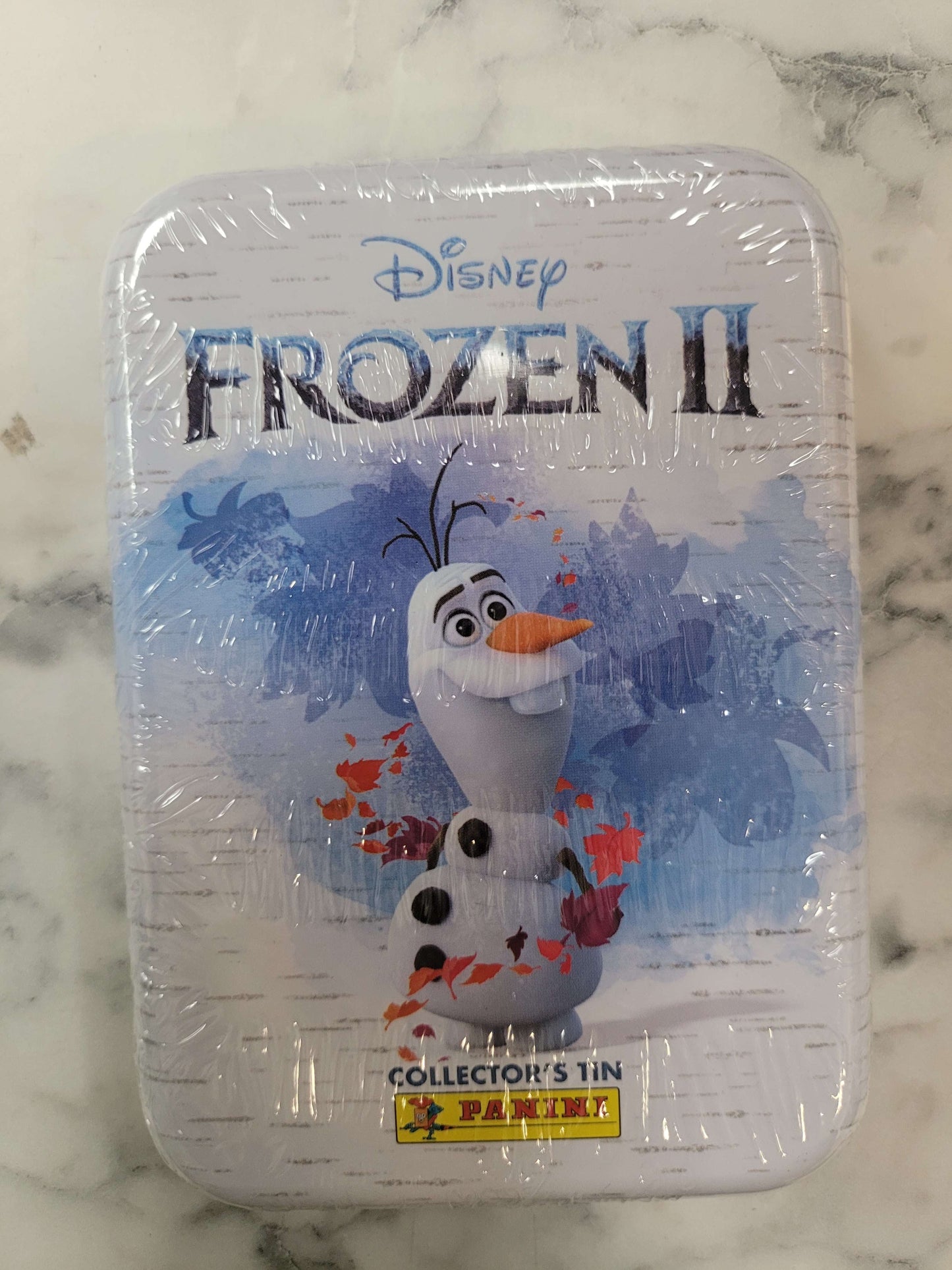 Frozen 2 Trading Card Collection Pocket Tin