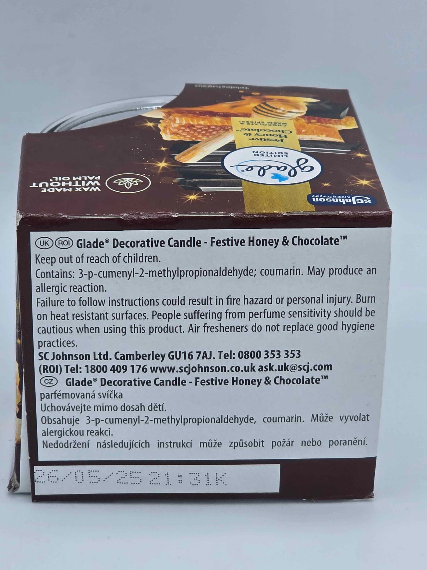 Glade Scented Candle Sleeved Festive Honey and Chocolate 108g