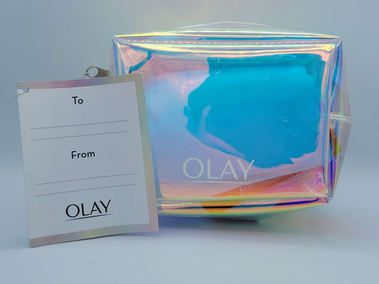 Olay Total Effects 7 in 1 Anti-ageing Moisturiser Facial Wipes and Gift Bag